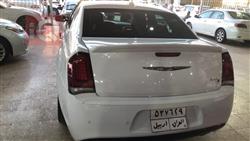 كرايسلر 300